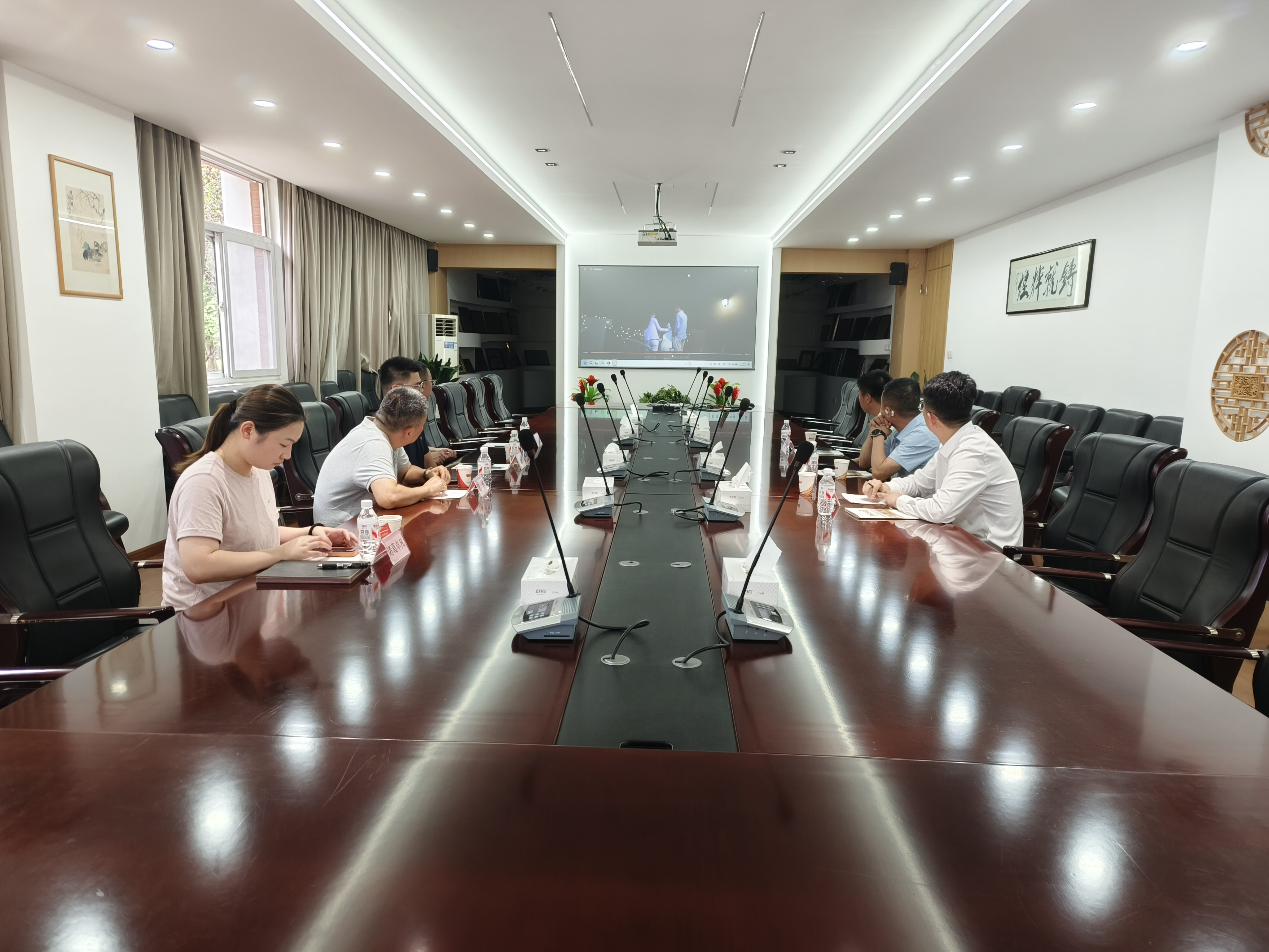 香河正大有限公司姜勇总裁一行莅临我司考察指导